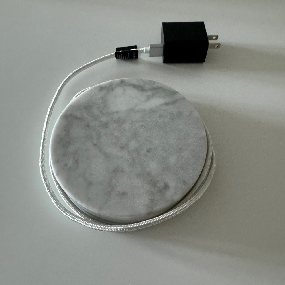 Eggtronic Einova Wireless Charging Stone, White Marble, Single charger